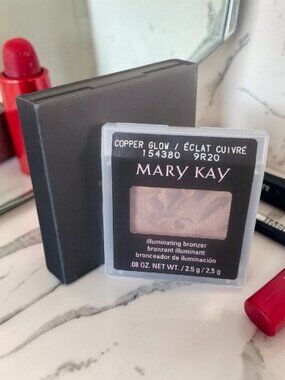 Mary Kay Copper Glow Illuminating Bronzer ✨NIB✨